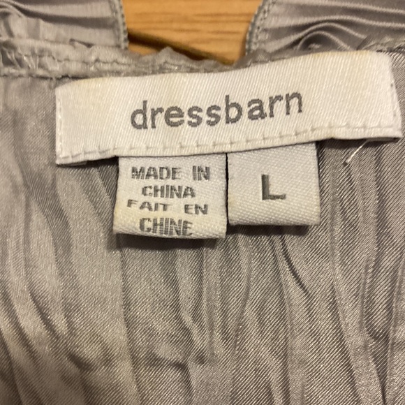 Women Dress Barn blouse. Size L. 100%polyester. Hand wash cold. Silver color. - Picture 2 of 2